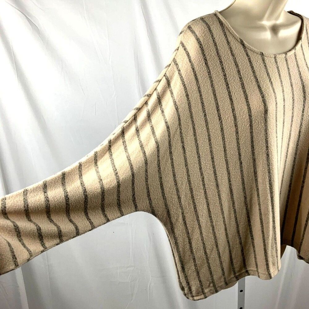 Final Touch Striped Lightweight Dolman Top/Sweater in Beige/Black Size L